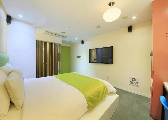 Nox Boutique Motel 3*