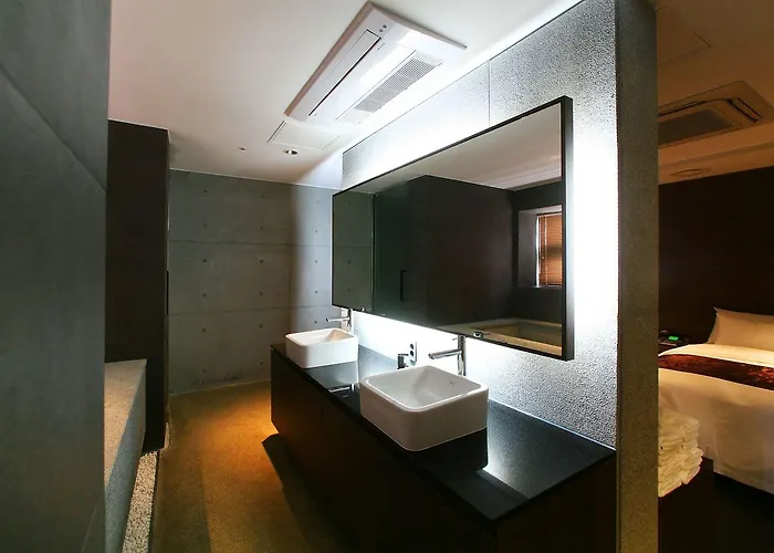 Nox Boutique Motel 3*